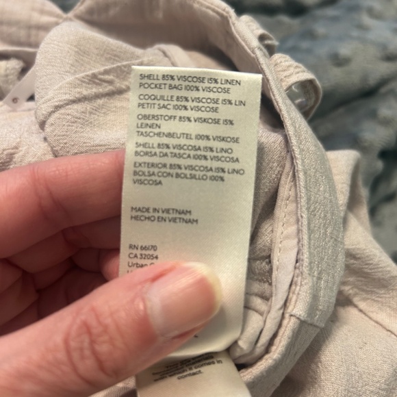 Free People - Picture 4 of 4